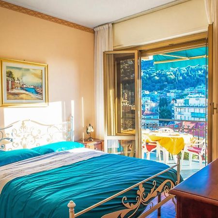 Mari E Monti Appartamento In Centro Rapallo Exteriör bild