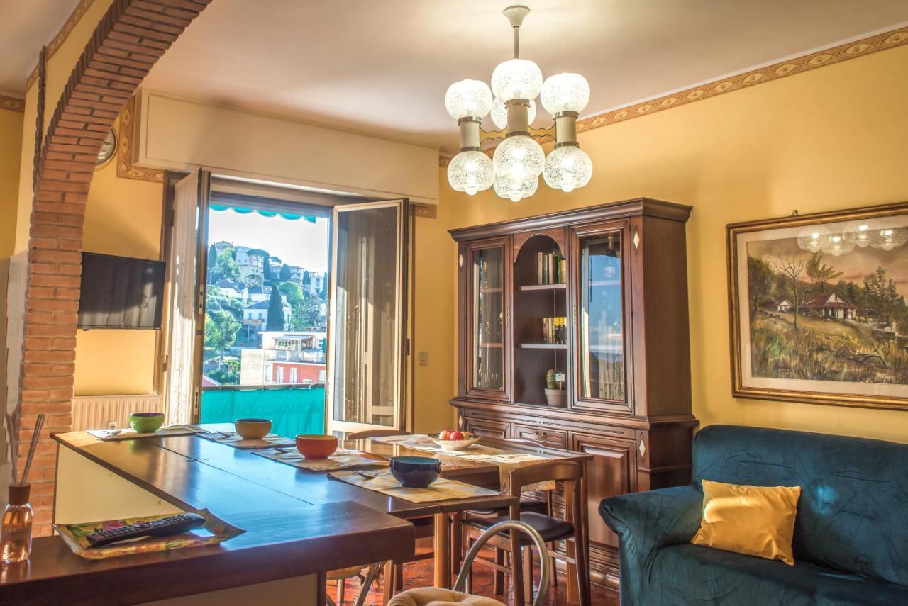 Mari E Monti Appartamento In Centro Rapallo Exteriör bild