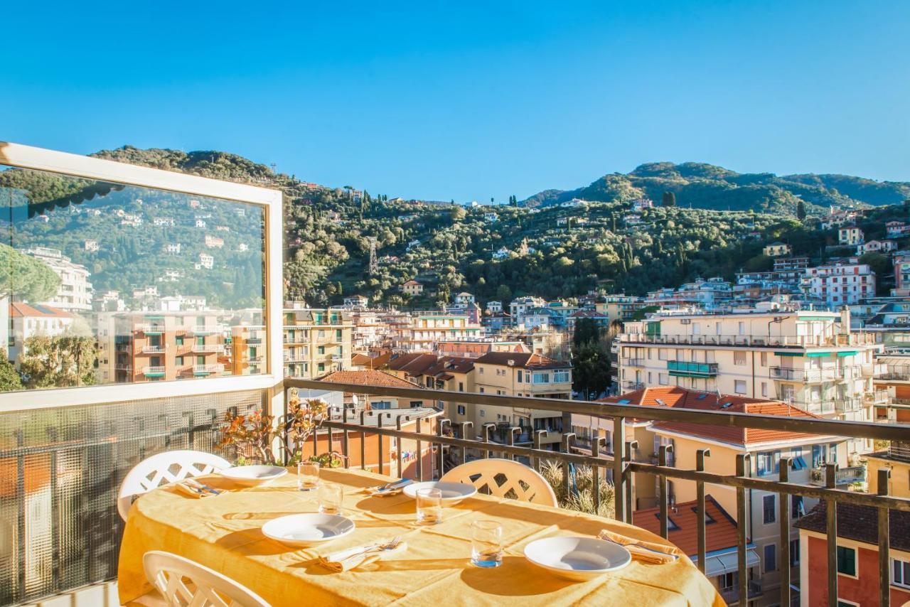 Mari E Monti Appartamento In Centro Rapallo Exteriör bild